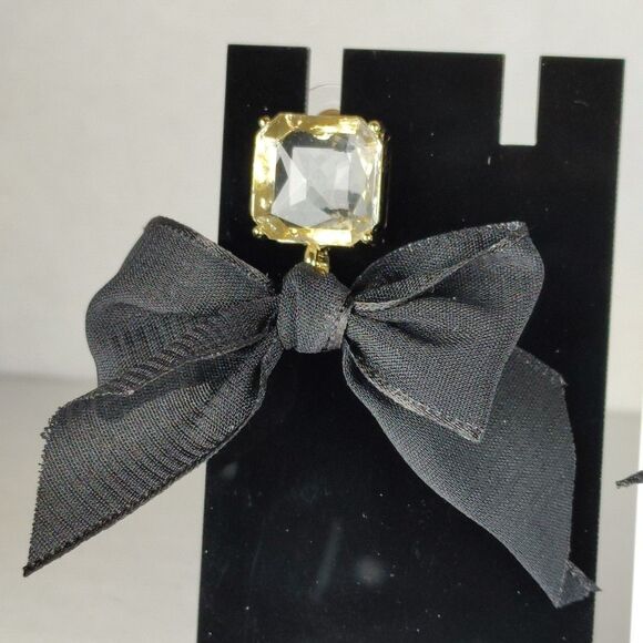 Black Bow & Glass Faceted Square-Cut Stone Stud Earrings Gold Tone Metal NEW - Picture 7 of 16